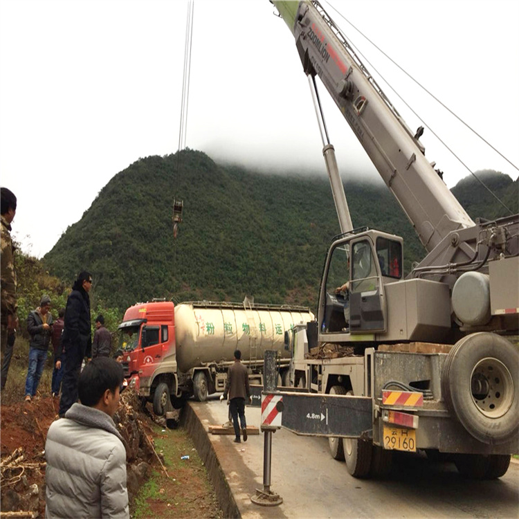 坡头镇吊车道路救援24小时