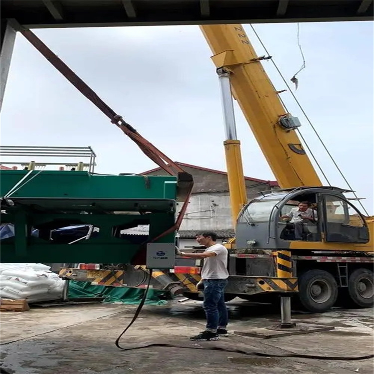 坡头镇大吨位吊车租赁应急保障方案|化解突发吊装需求难题